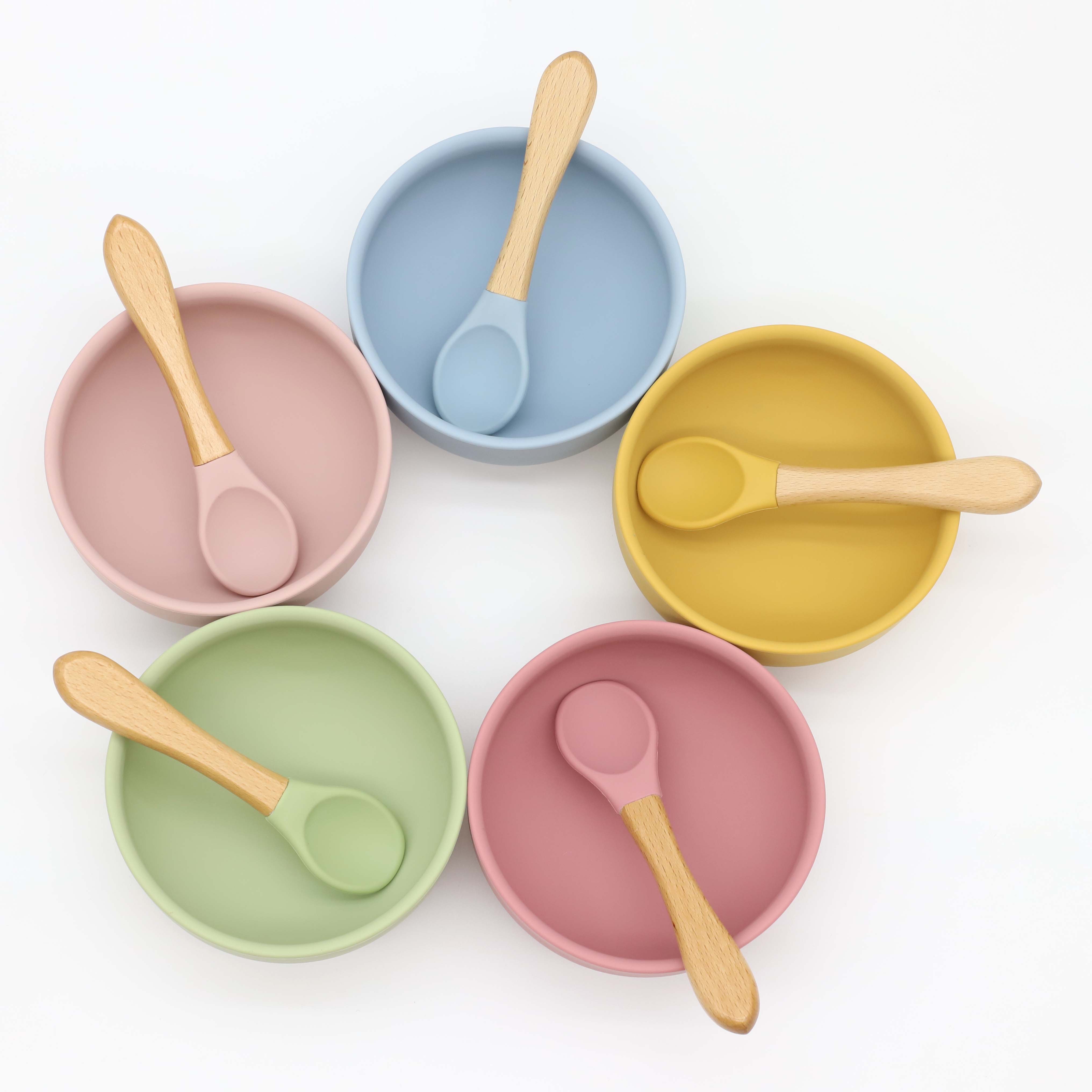 ชามซิลิโคนพร้อมจุกดูด ช้อนด้าม - Baby Food Guide บทวิจารณ์และราคา